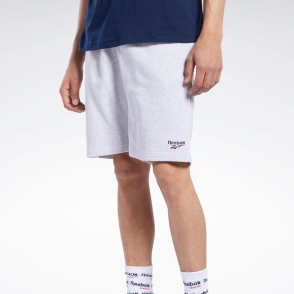 NWT Reebok classic Vector shorts size M - Picture 1 of 10